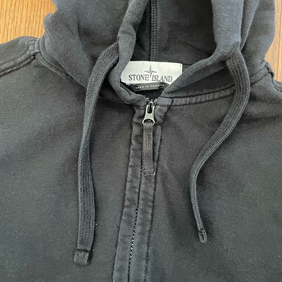 STONE ISLAND ZIP HOODIE - Picture 10 of 12